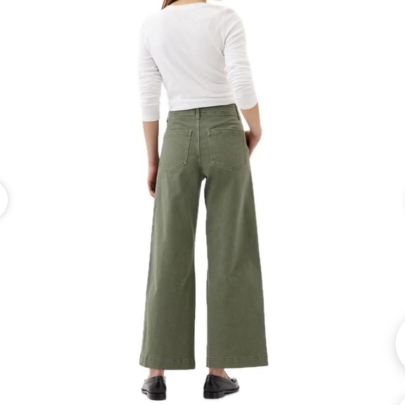 GAP High-Rise Wide-Leg Utility Crop Jeans in Mesculen Green | Size 4 / 27R - Picture 9 of 17